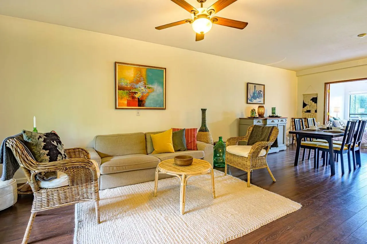Charming 1 Bdrm View Suite Vancouver Apartment
